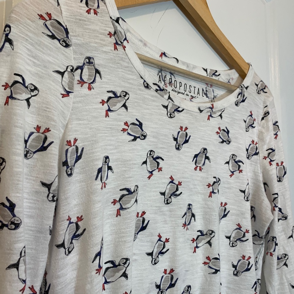 Aeropostale Long Sleeve T Cute Penguin - Picture 8 of 12
